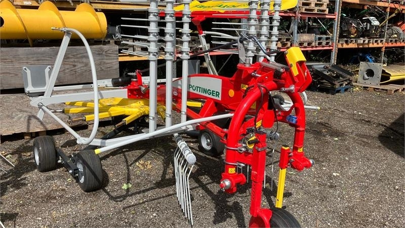 Pöttinger Top 462 - Сеноворошилка: фото 1 Pöttinger Top 462 - Сеноворошилка: фото 1