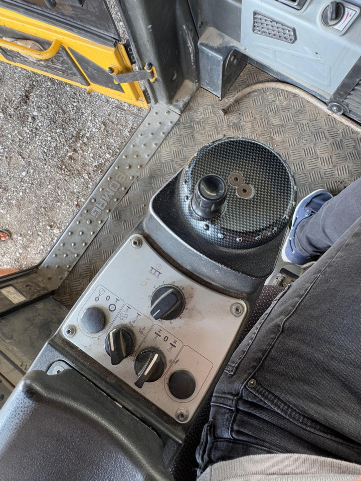 Дорожный каток Bomag BW161 AD-5: фото 8 Дорожный каток Bomag BW161 AD-5: фото 8