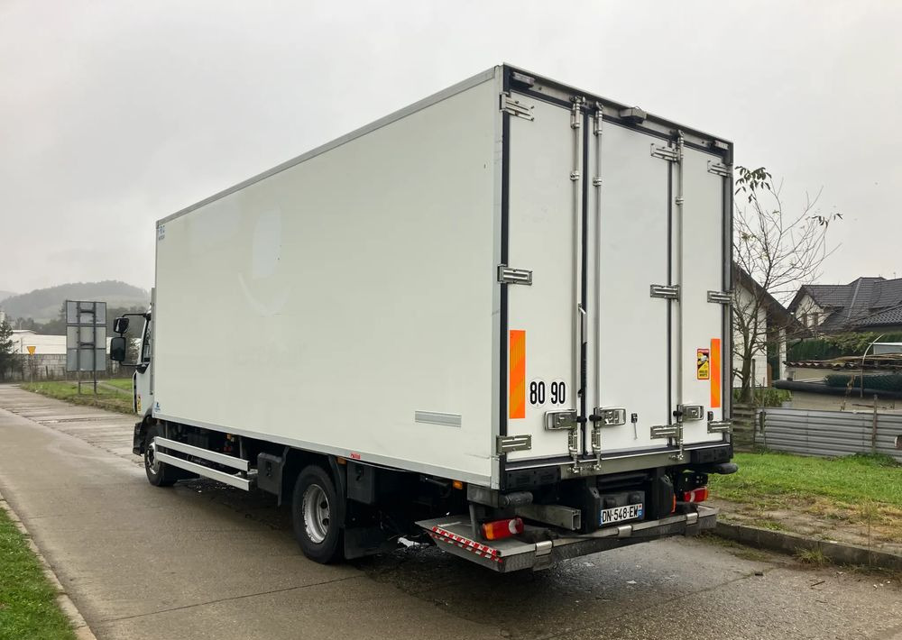 Renault Renault Gama D 240 chłodnia izoterma - Рефрижератор: фото 4 Renault Renault Gama D 240 chłodnia izoterma - Рефрижератор: фото 4
