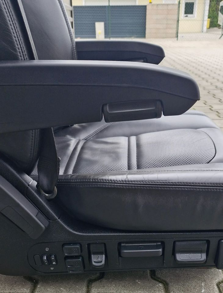 IVECO STRALIS S WAY FOTEL PASAŻERA - Кабина и интерьер: фото 4 IVECO STRALIS S WAY FOTEL PASAŻERA - Кабина и интерьер: фото 4