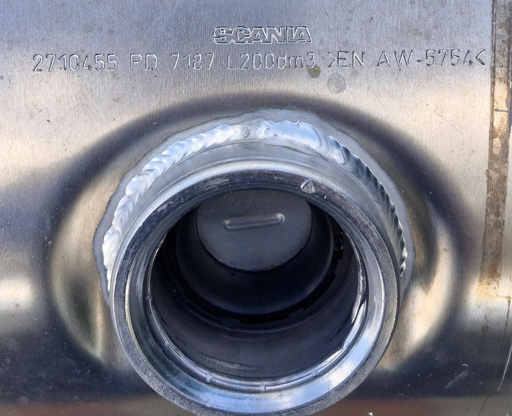 SCANIA R S ZBIORNIK PALIWA 200L NOWY - Подготовка топлива: фото 3 SCANIA R S ZBIORNIK PALIWA 200L NOWY - Подготовка топлива: фото 3