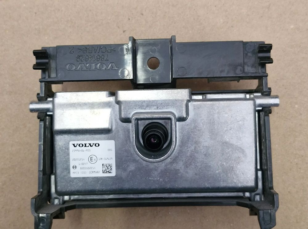 VOLVO FH5 FM5 KAMERA RADAR 23998406.P03 - Кабина и интерьер: фото 1 VOLVO FH5 FM5 KAMERA RADAR 23998406.P03 - Кабина и интерьер: фото 1