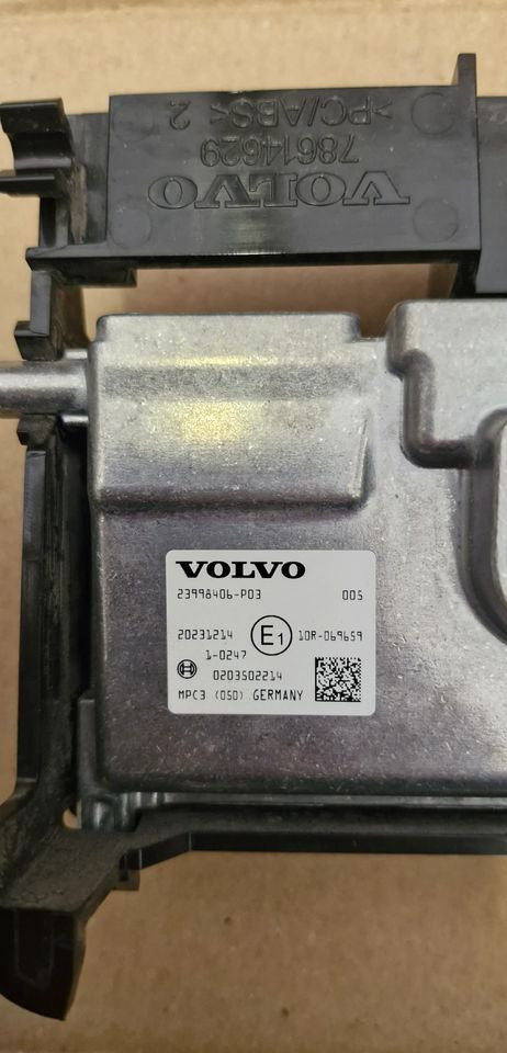 VOLVO FH5 FM5 KAMERA RADAR 23998406.P03 - Кабина и интерьер: фото 2 VOLVO FH5 FM5 KAMERA RADAR 23998406.P03 - Кабина и интерьер: фото 2