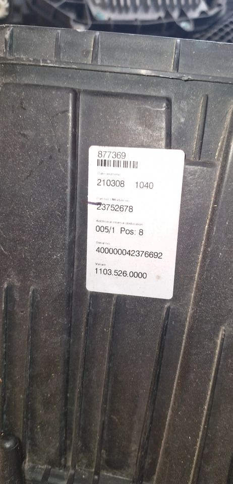 VOLVO FH5 LAMPA PRZEDNIA FULL LED 23752680 23752678 24056515 - Свет/ Освещение: фото 3 VOLVO FH5 LAMPA PRZEDNIA FULL LED 23752680 23752678 24056515 - Свет/ Освещение: фото 3