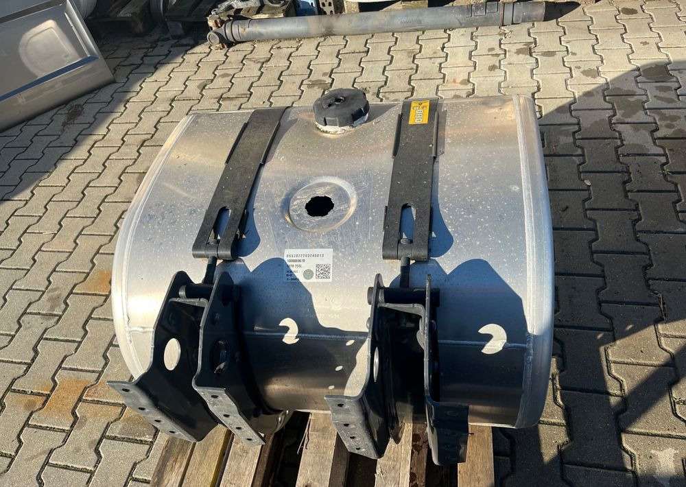 Zbiornik paliwa Volvo FH FM Renault 255 L low deck megi bak - Подготовка топлива для Грузовиков: фото 3 Zbiornik paliwa Volvo FH FM Renault 255 L low deck megi bak - Подготовка топлива для Грузовиков: фото 3