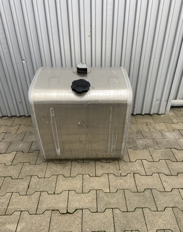 Zbiornik paliwa Volvo FH FM Renault 285 litrów jak NOWY bak - Топливный бак для Грузовиков: фото 1 Zbiornik paliwa Volvo FH FM Renault 285 litrów jak NOWY bak - Топливный бак для Грузовиков: фото 1