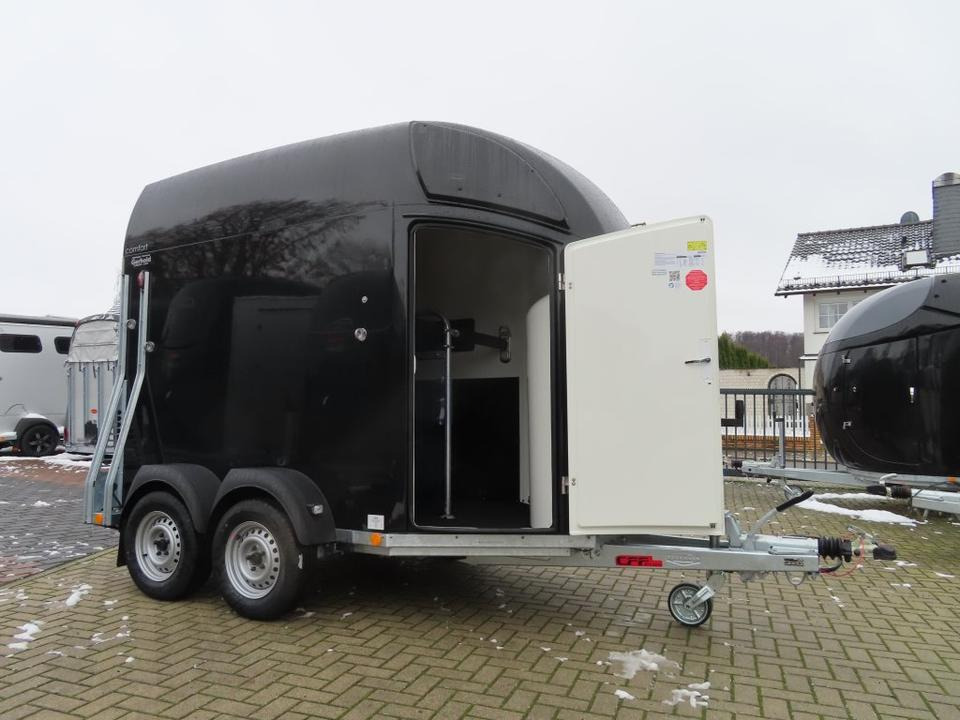 Böckmann Pferdeanhänger, NEU Comfort 23, Sattelkammer,ALUBODEN - Прицеп-коневоз: фото 3 Böckmann Pferdeanhänger, NEU Comfort 23, Sattelkammer,ALUBODEN - Прицеп-коневоз: фото 3
