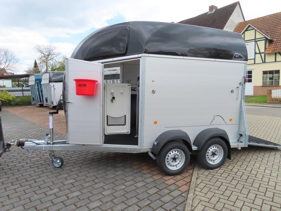 Böckmann Pferdeanhänger der neue Big Champion E, WCF, Sattelkam. - Прицеп-коневоз: фото 3 Böckmann Pferdeanhänger der neue Big Champion E, WCF, Sattelkam. - Прицеп-коневоз: фото 3