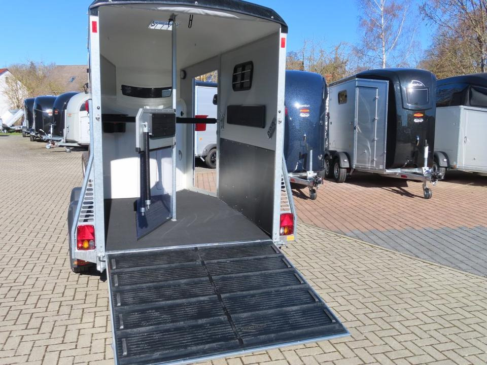 Прицеп-коневоз Böckmann Portax SKA 2025 Neu, Pferdeanhänger Sattelkammer,100 km: фото 9 Прицеп-коневоз Böckmann Portax SKA 2025 Neu, Pferdeanhänger Sattelkammer,100 km: фото 9