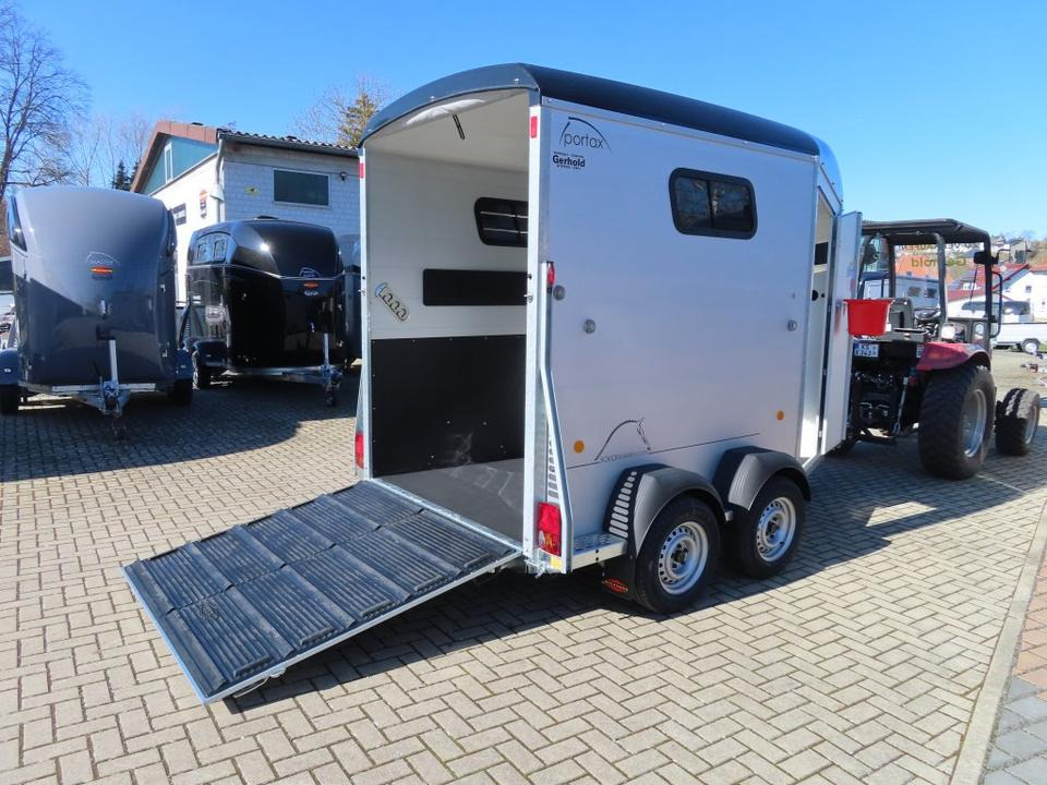 Прицеп-коневоз Böckmann Portax SKA 2025 Neu, Pferdeanhänger Sattelkammer,100 km: фото 11 Прицеп-коневоз Böckmann Portax SKA 2025 Neu, Pferdeanhänger Sattelkammer,100 km: фото 11