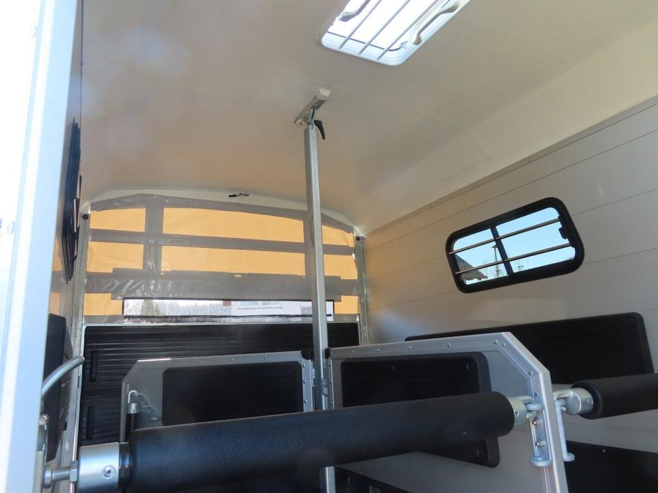 Прицеп-коневоз Böckmann Portax SKA 2025 Neu, Pferdeanhänger Sattelkammer,100 km: фото 12 Прицеп-коневоз Böckmann Portax SKA 2025 Neu, Pferdeanhänger Sattelkammer,100 km: фото 12