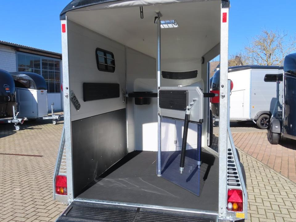 Прицеп-коневоз Böckmann Portax SKA 2025 Neu, Pferdeanhänger Sattelkammer,100 km: фото 10 Прицеп-коневоз Böckmann Portax SKA 2025 Neu, Pferdeanhänger Sattelkammer,100 km: фото 10