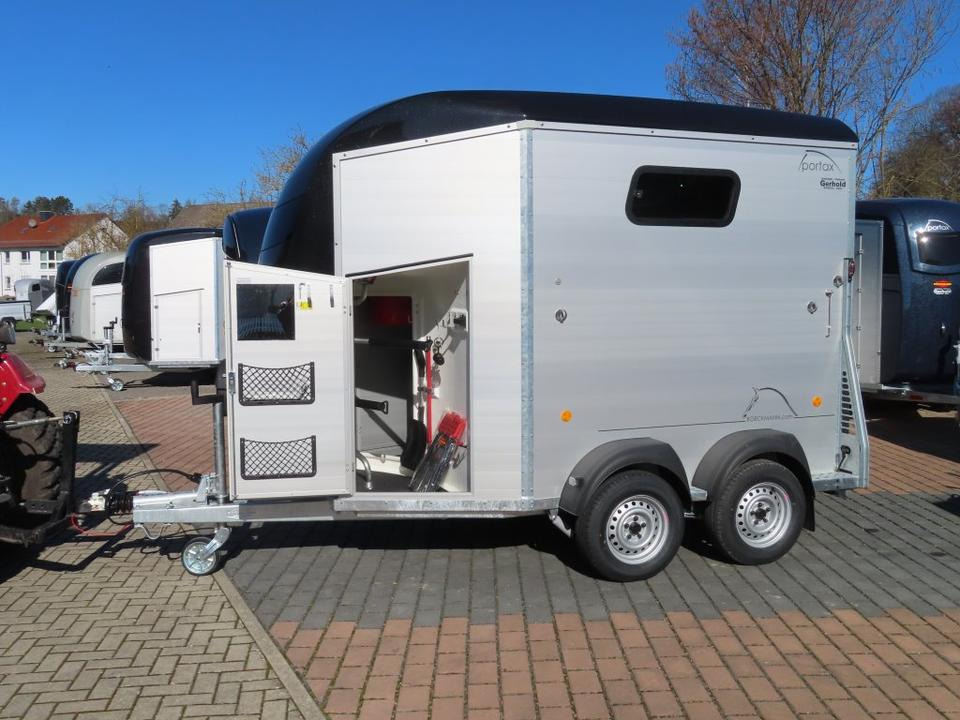 Прицеп-коневоз Böckmann Portax SKA 2025 Neu, Pferdeanhänger Sattelkammer,100 km: фото 18 Прицеп-коневоз Böckmann Portax SKA 2025 Neu, Pferdeanhänger Sattelkammer,100 km: фото 18