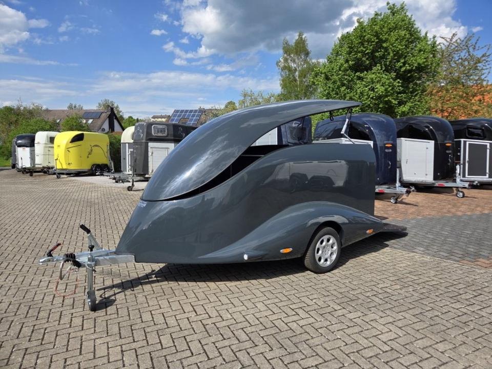 PKW Anhänger Motorrad Geschlossen Kofferanhänger 1000kg 100km/h - Прицеп для мотоцикла: фото 2 PKW Anhänger Motorrad Geschlossen Kofferanhänger 1000kg 100km/h - Прицеп для мотоцикла: фото 2