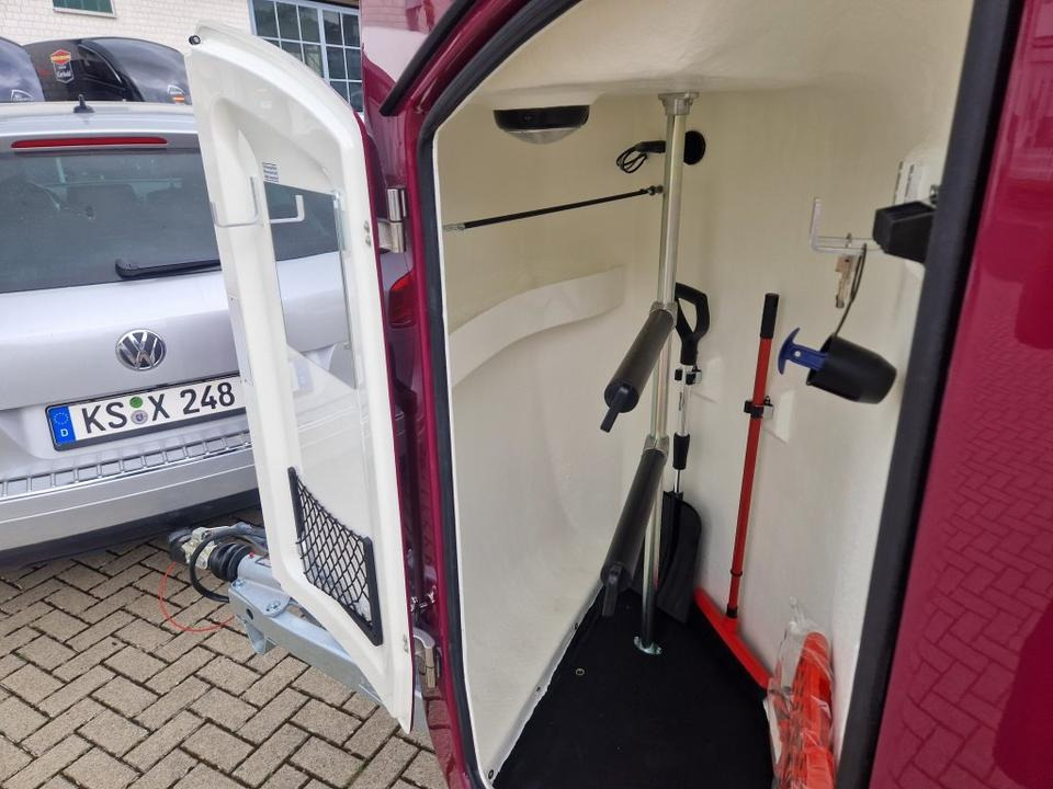 Pferdeanhänger Böckmann Comfort, Sattelk,Aluboden 100 km/h - Прицеп-коневоз: фото 5 Pferdeanhänger Böckmann Comfort, Sattelk,Aluboden 100 km/h - Прицеп-коневоз: фото 5