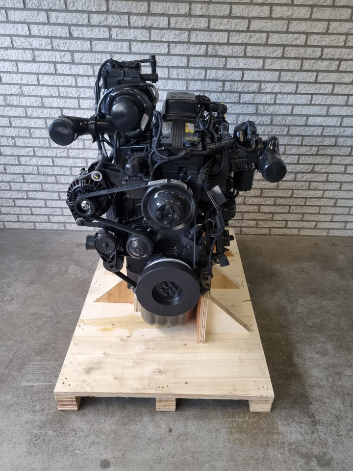 Cummins B6.7 stage 5 CM2350 CPL4834 - Двигатель для Перегружателей: фото 3 Cummins B6.7 stage 5 CM2350 CPL4834 - Двигатель для Перегружателей: фото 3
