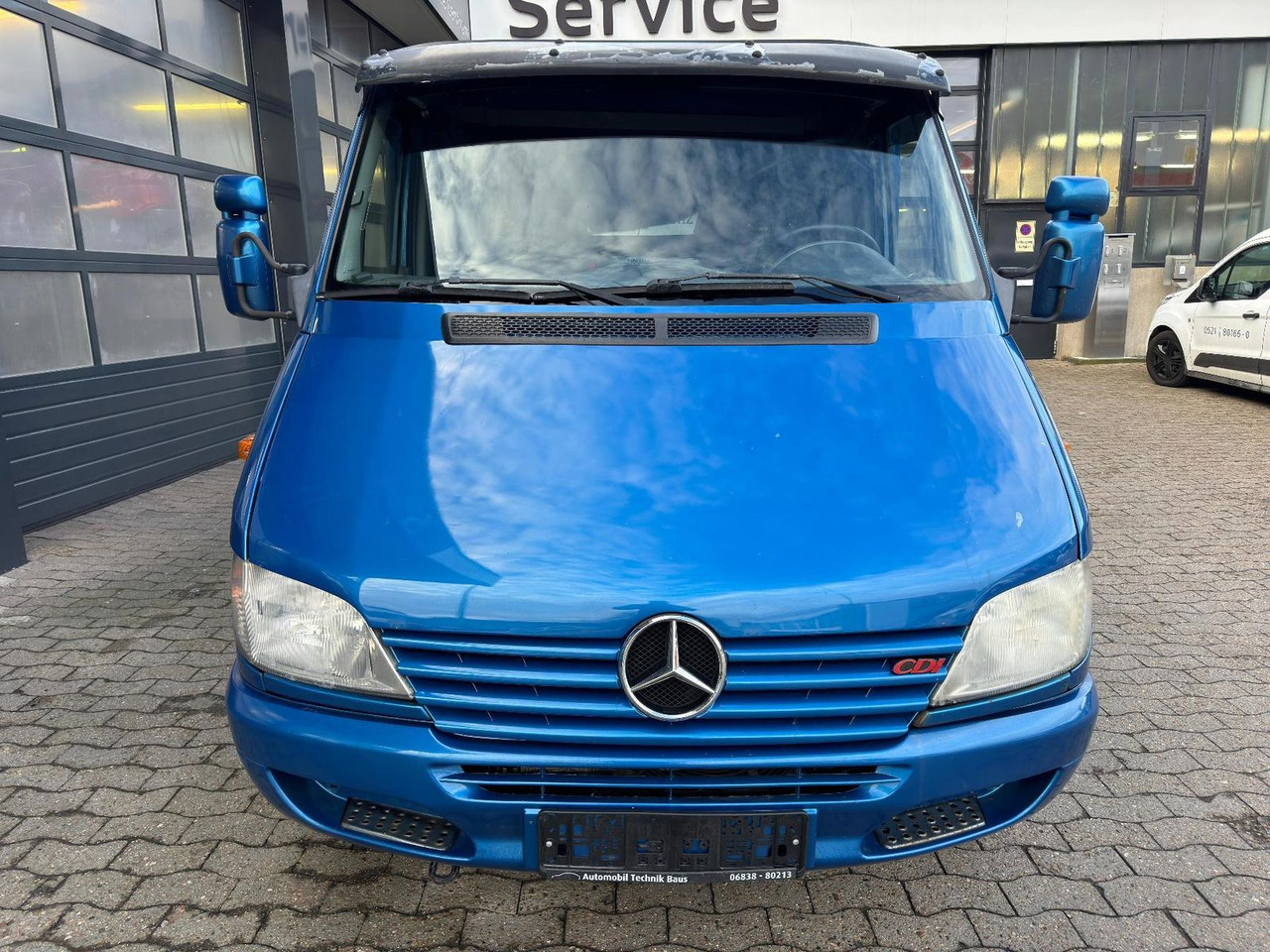Mercedes-Benz Sprinter 2.7 CDI ABSCHLEPPWAGEN SCHLAFKABINE - Автовоз: фото 2 Mercedes-Benz Sprinter 2.7 CDI ABSCHLEPPWAGEN SCHLAFKABINE - Автовоз: фото 2