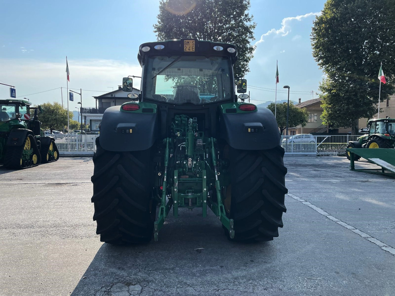 JOHN DEERE 6175 R - Трактор: фото 3 JOHN DEERE 6175 R - Трактор: фото 3