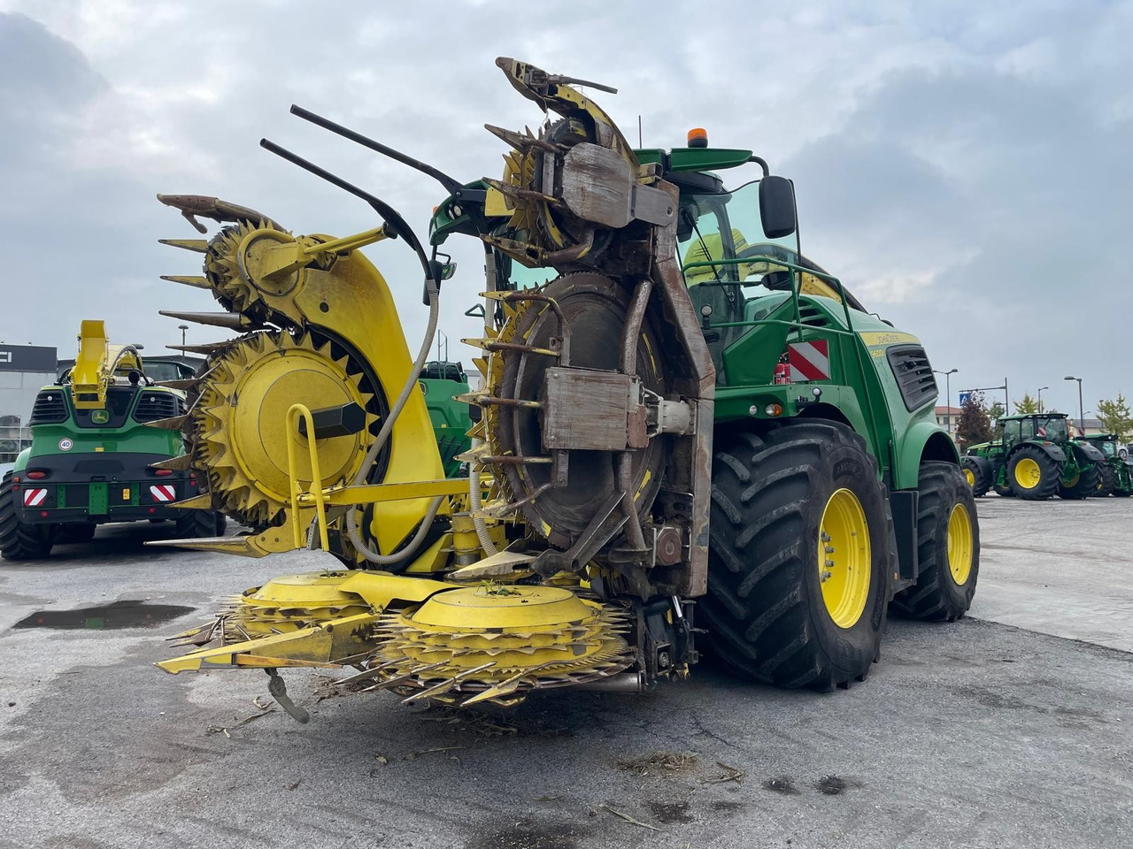 JOHN DEERE 9600i - Кормоуборочный комбайн: фото 4 JOHN DEERE 9600i - Кормоуборочный комбайн: фото 4