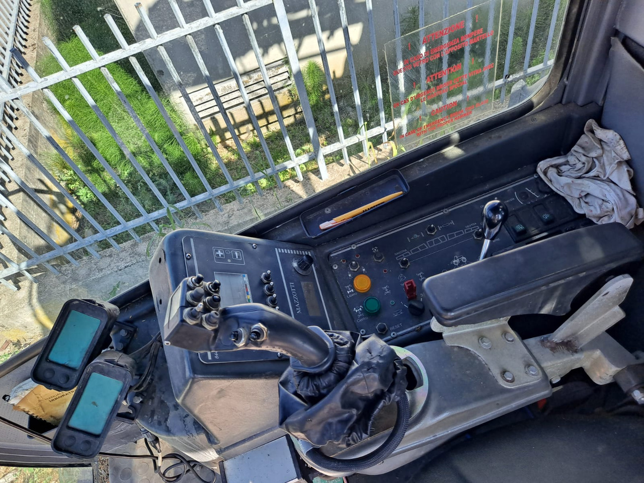 MAZZOTTI IRRORATORE SEMOVENTE IBIS PIRALIDE MAIS 2000 - Самоходный опрыскиватель: фото 5 MAZZOTTI IRRORATORE SEMOVENTE IBIS PIRALIDE MAIS 2000 - Самоходный опрыскиватель: фото 5