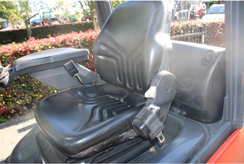 Вилочный погрузчик Linde H20D: фото 9