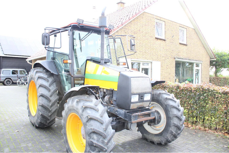 Valtra 900 - Трактор: фото 1 Valtra 900 - Трактор: фото 1