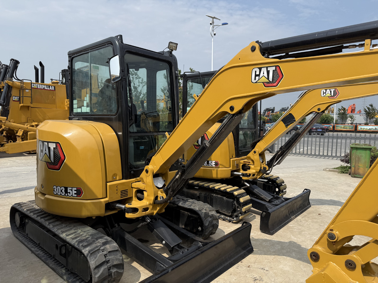 CATERPILLAR 303.5e - Мини-экскаватор: фото 3 CATERPILLAR 303.5e - Мини-экскаватор: фото 3