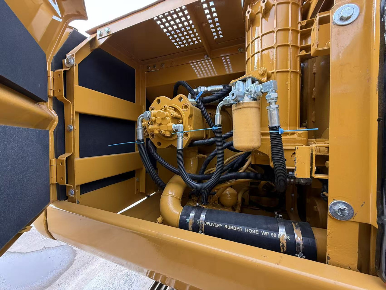 Гусеничный экскаватор CATERPILLAR 320b [ Copy ] [ Copy ] [ Copy ]: фото 14