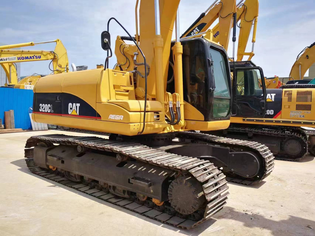 CATERPILLAR 320c - Гусеничный экскаватор: фото 3 CATERPILLAR 320c - Гусеничный экскаватор: фото 3