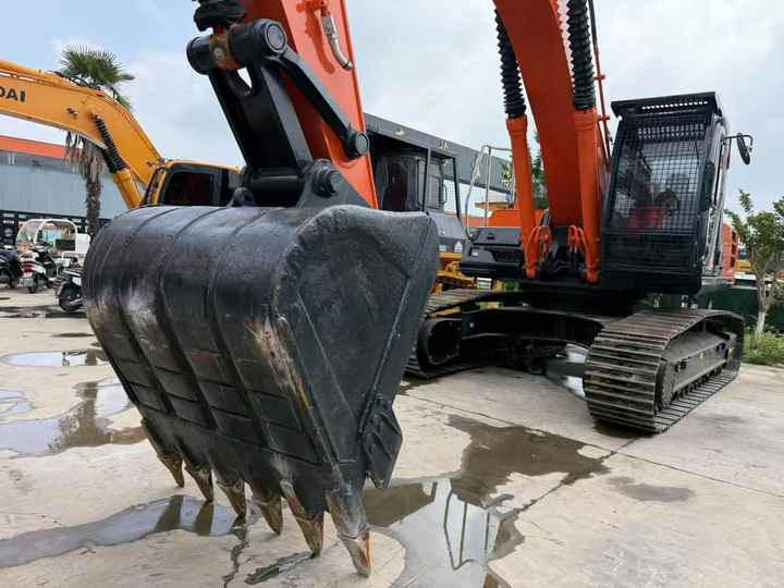Certified Hitachi ZX350 Excavator | Low Hours, Full Service History | Global Shipping - Гусеничный экскаватор: фото 4 Certified Hitachi ZX350 Excavator | Low Hours, Full Service History | Global Shipping - Гусеничный экскаватор: фото 4