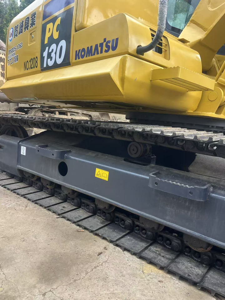 KOMATSU PC130 - Гусеничный экскаватор: фото 4 KOMATSU PC130 - Гусеничный экскаватор: фото 4