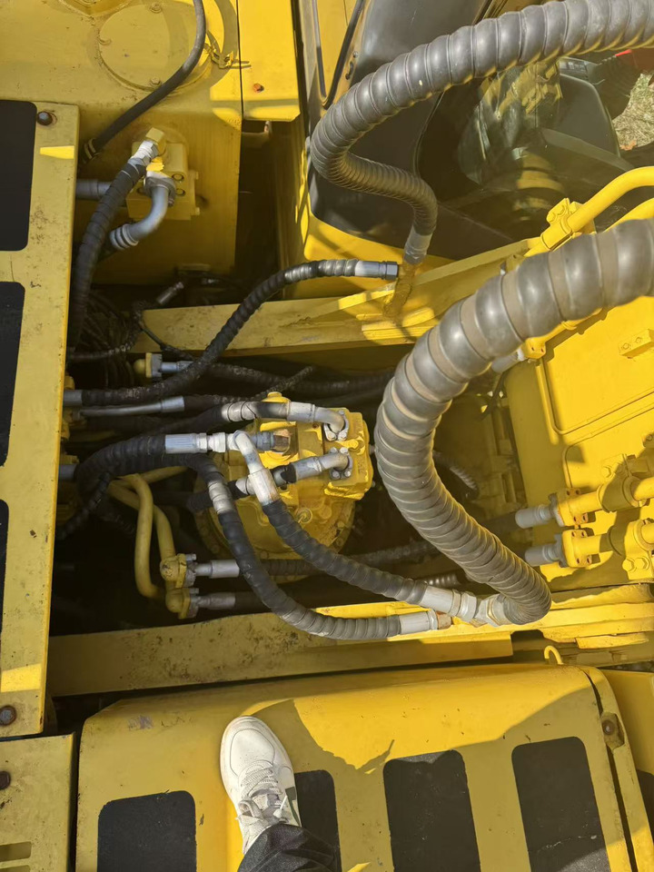 Экскаватор Komatsu pc400: фото 9