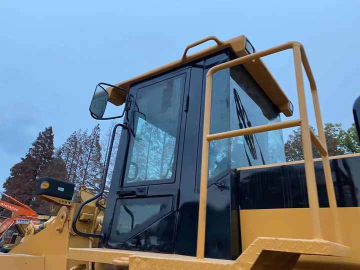 Loader Cat Japan Wheel Loader Used High Quality 966G in Good Working Condition for Sale - Колёсный погрузчик: фото 5 Loader Cat Japan Wheel Loader Used High Quality 966G in Good Working Condition for Sale - Колёсный погрузчик: фото 5