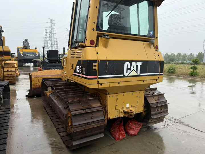 Used Cat D5G Crawler Bulldozer Original CAT Brand Bulldozer Second Hand Cat D5H D5 D5C D5N D5M LGP Dozer for Sale - Бульдозер: фото 3 Used Cat D5G Crawler Bulldozer Original CAT Brand Bulldozer Second Hand Cat D5H D5 D5C D5N D5M LGP Dozer for Sale - Бульдозер: фото 3
