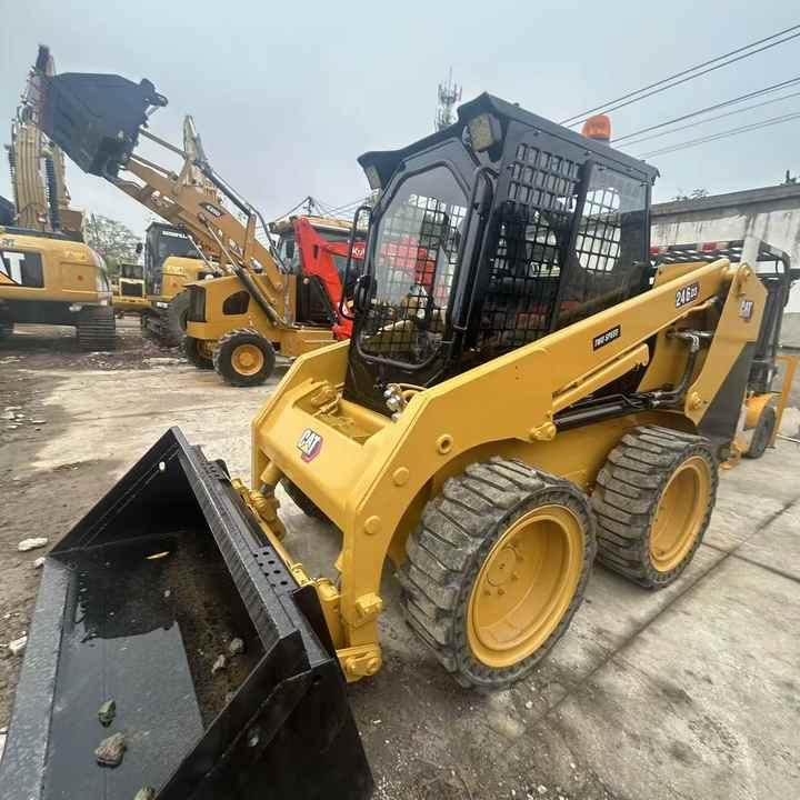 Used Cat246D2 New Model Skid Steer Second Hand Machine Popular Brand Japan Hydraulic Machinery - Мини-погрузчик с бортовым поворотом: фото 5 Used Cat246D2 New Model Skid Steer Second Hand Machine Popular Brand Japan Hydraulic Machinery - Мини-погрузчик с бортовым поворотом: фото 5
