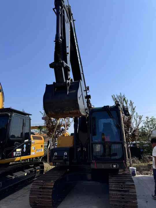 Used Digger VOLVO EC140 Construction Machinery Construction Digger Used VOLVO EC140 Cheap Excavator - Гусеничный экскаватор: фото 2 Used Digger VOLVO EC140 Construction Machinery Construction Digger Used VOLVO EC140 Cheap Excavator - Гусеничный экскаватор: фото 2