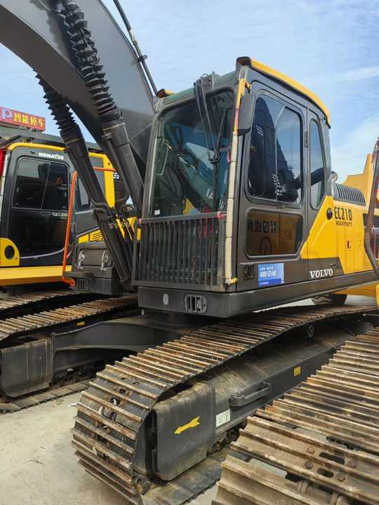 Used VOLVO EC210 Excavators Hydraulic Excavators - Гусеничный экскаватор: фото 3 Used VOLVO EC210 Excavators Hydraulic Excavators - Гусеничный экскаватор: фото 3