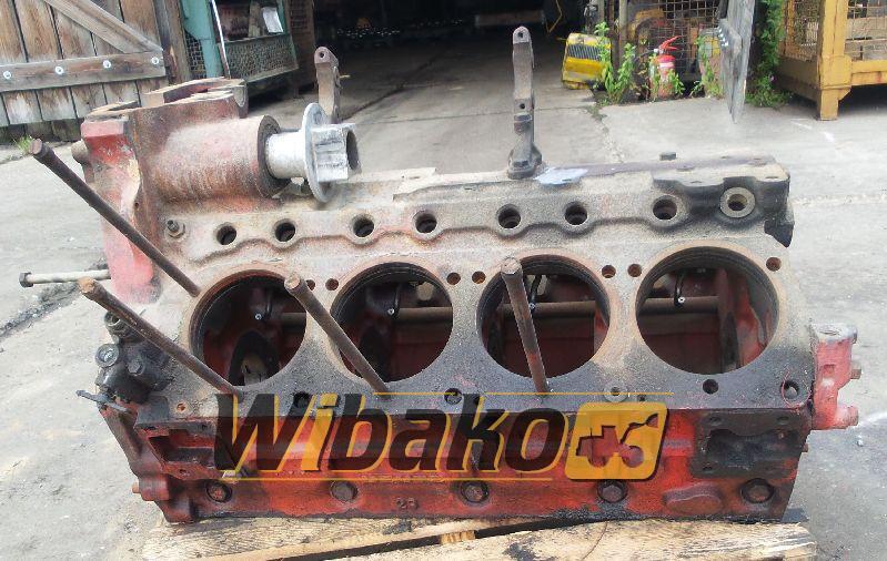Block Engine / Motor Deutz BF8L513 2416582RZ - Блок цилиндров для Строительной техники: фото 1 Block Engine / Motor Deutz BF8L513 2416582RZ - Блок цилиндров для Строительной техники: фото 1