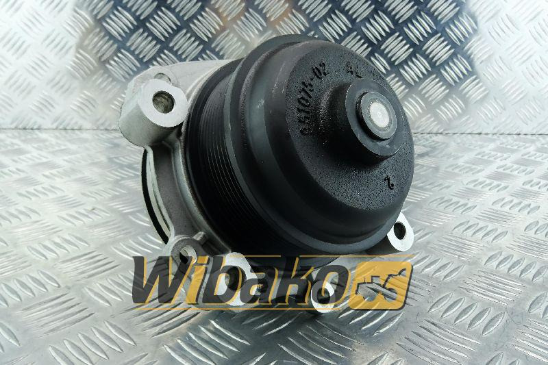 Water pump Liebherr 11354498 - Помпа для Строительной техники: фото 1 Water pump Liebherr 11354498 - Помпа для Строительной техники: фото 1