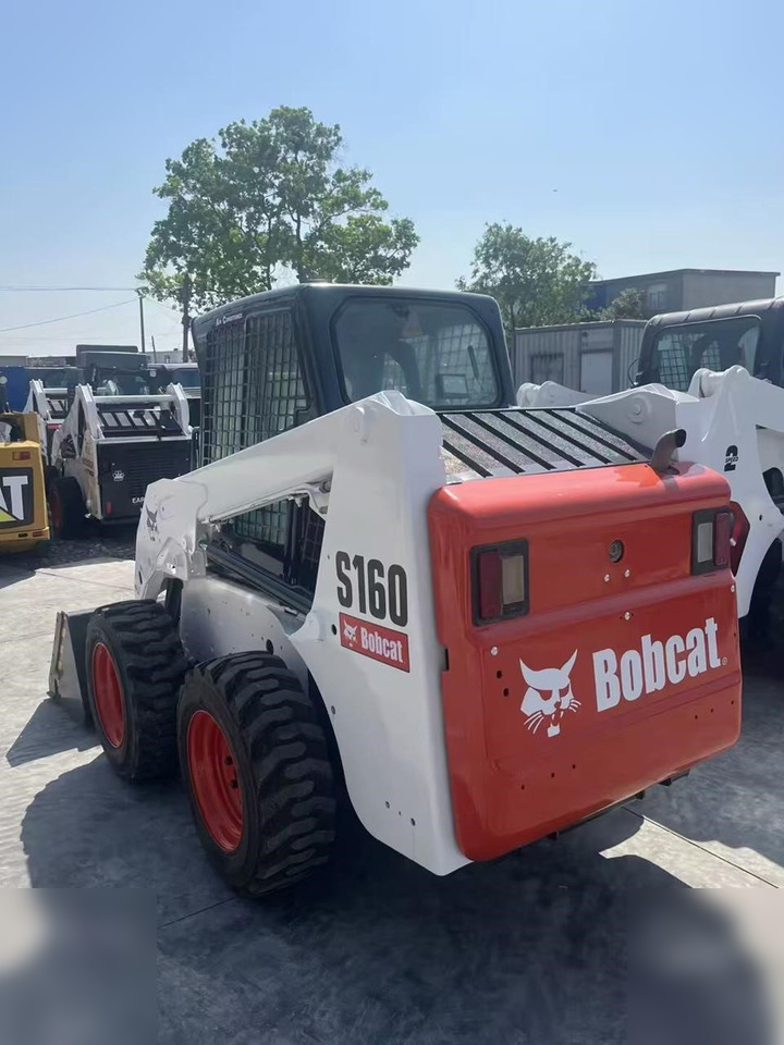 BOBCAT S160 - Мини-погрузчик с бортовым поворотом: фото 2 BOBCAT S160 - Мини-погрузчик с бортовым поворотом: фото 2