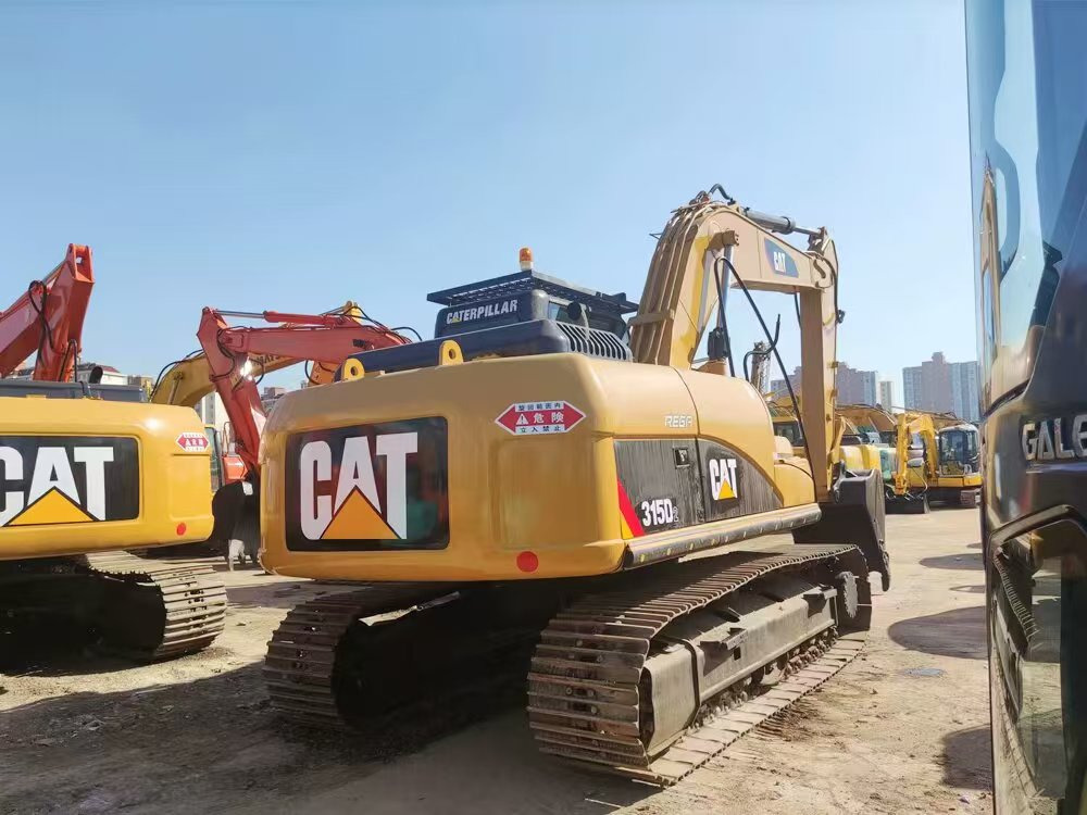 CATERPILLAR 315D - Гусеничный экскаватор: фото 2 CATERPILLAR 315D - Гусеничный экскаватор: фото 2