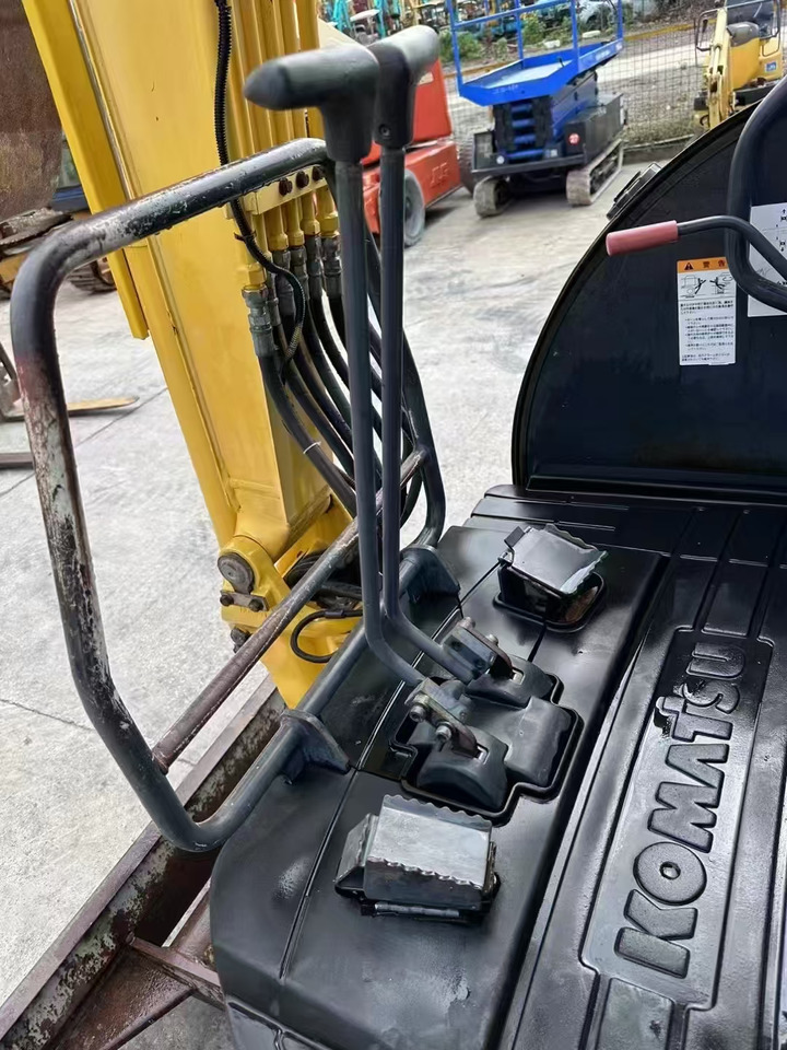 Мини-экскаватор KOMATSU pc20MR: фото 8