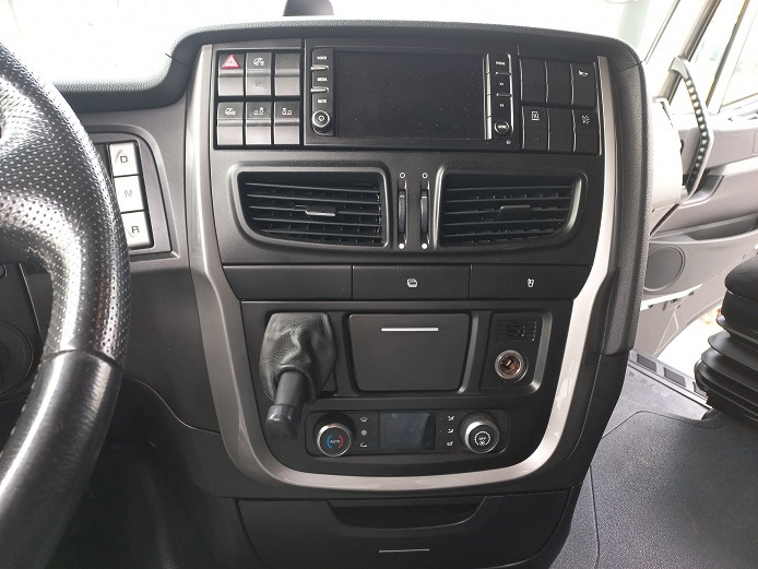 Грузовик-контейнеровоз/ Сменный кузов IVECO AS260S48: фото 10