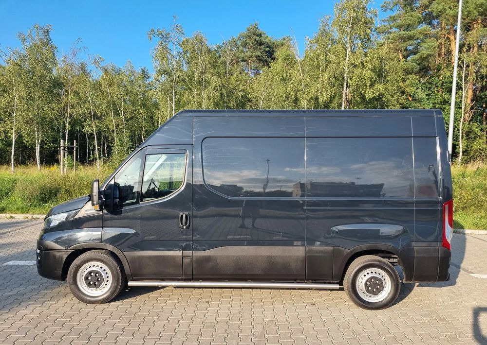 Iveco Daily - Цельнометаллический фургон: фото 2 Iveco Daily - Цельнометаллический фургон: фото 2