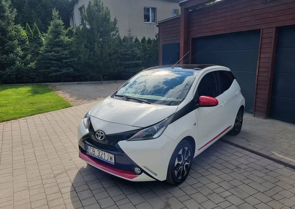 Toyota Aygo 1.0 VVT-i Sprint EU6 - Легковой автомобиль: фото 1 Toyota Aygo 1.0 VVT-i Sprint EU6 - Легковой автомобиль: фото 1
