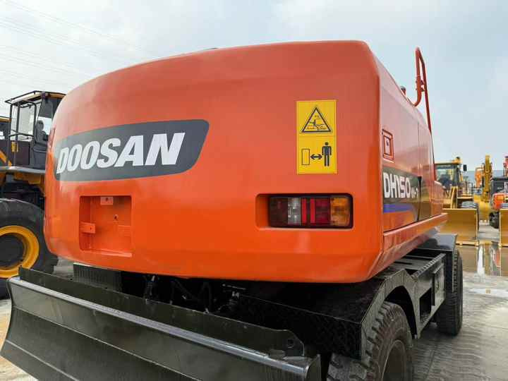 90% Brand New Doosan Brand Dh150w-7 Wheel Excavator in Stock Used Korea Brand Doosan Dh55 Dh60 Dh150 Dh210 Excavator for Sale - Колёсный экскаватор: фото 3 90% Brand New Doosan Brand Dh150w-7 Wheel Excavator in Stock Used Korea Brand Doosan Dh55 Dh60 Dh150 Dh210 Excavator for Sale - Колёсный экскаватор: фото 3