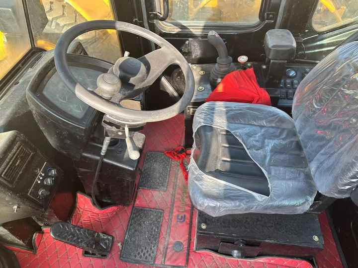 90% New CAT 950h Used Wheel Loader, Powerful, Low Price, and Very Good Quality - Колёсный погрузчик: фото 3 90% New CAT 950h Used Wheel Loader, Powerful, Low Price, and Very Good Quality - Колёсный погрузчик: фото 3