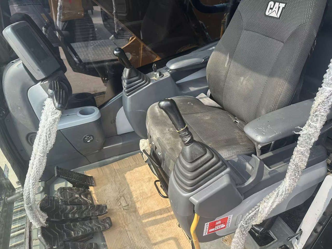 CATERPILLAR Used Digger CAT 323DL Construction Machinery Construction Digger Used CAT 323DL Cheap Excavator - Гусеничный экскаватор: фото 3 CATERPILLAR Used Digger CAT 323DL Construction Machinery Construction Digger Used CAT 323DL Cheap Excavator - Гусеничный экскаватор: фото 3