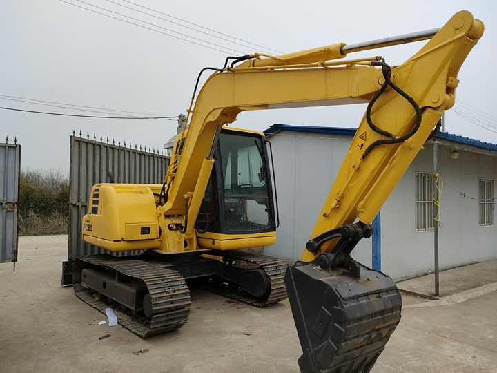 Cheap Used Komatsu PC60-7 Crawler Excavator with High Efficiency Used Heavy Machinery Komatsu P60-7 Digger Cheap for Sale - Гусеничный экскаватор: фото 5 Cheap Used Komatsu PC60-7 Crawler Excavator with High Efficiency Used Heavy Machinery Komatsu P60-7 Digger Cheap for Sale - Гусеничный экскаватор: фото 5