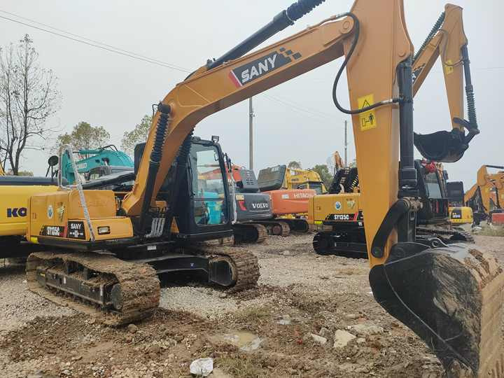 China Brand Used Sany China Brand Used Sany Sy135c Mini Excavator 6ton Crawler Earth Digger Machine for Sale - Мини-экскаватор: фото 2 China Brand Used Sany China Brand Used Sany Sy135c Mini Excavator 6ton Crawler Earth Digger Machine for Sale - Мини-экскаватор: фото 2